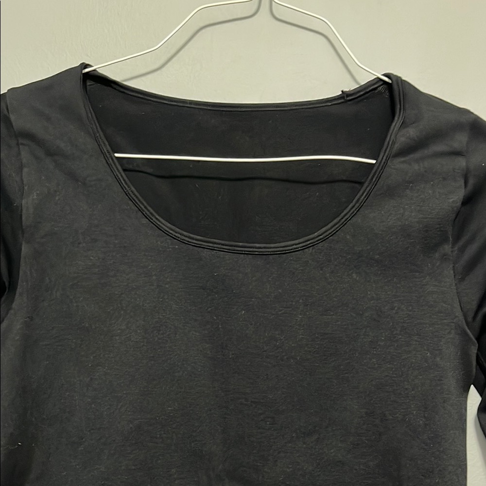 OQQ Black Long Sleeve Top NEW - Picture 2 of 3